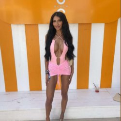 This outfit’s got me feeling myself — and you’ll feel it too