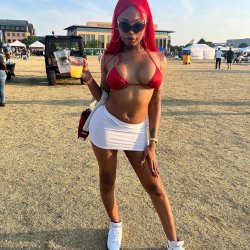 5’4 TOP (TS)