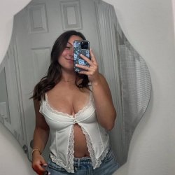Chloe 22 irl whore exposed by cuck