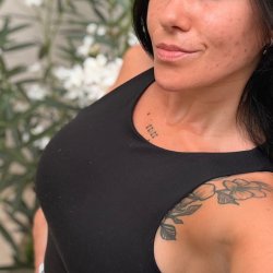 Would you fuck a Gym girl multiple times everyday Honey