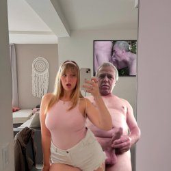 Selfie whore (1)