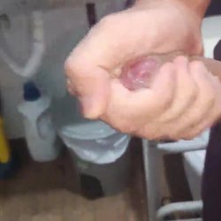 Quer que eu goze bem gostoso pra sua mãe, irmã, tia, sobrinha, prima, enteada? 8597141985