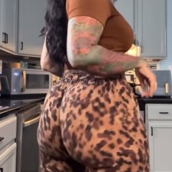 Marylee shaking monster booty