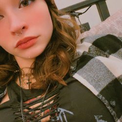 What's your favorite thing about a girl like me?