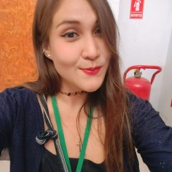 PROFESORA ANAL CULONA MADURA