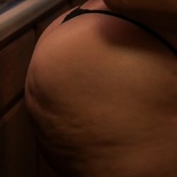 Nalgotas De Putas Maduras (1)
