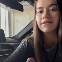 take risks in a public place by giving a blowjob with a brunette