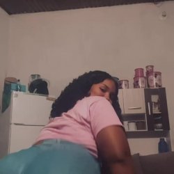 Novinha Dançando amandinha