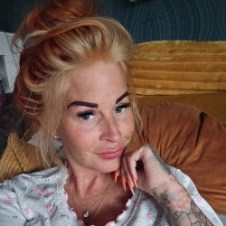 Schlampe Katja Creampie Cuckold