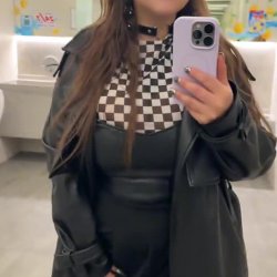 Beautiful Betty Bong Leaks 18+
