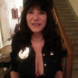 Local Bi Cuck Cocksucker Play