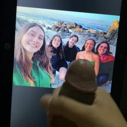 Jerk tribute to chilean teens