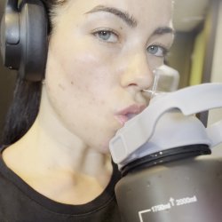 This is how I want to suck your cock
