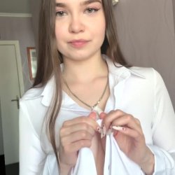 🔞Unbuttoning my shirt for perky nude tits💋 See full on OF🍑