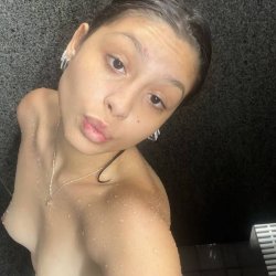 Novinha magrinha loirinha mandou fotinhas pro amigo do marido!!! novinha, vazou, vazada, amador