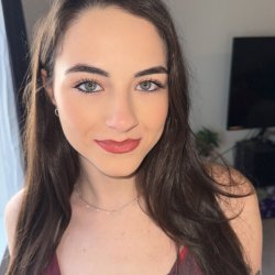 Real sluts gives you all of her holes