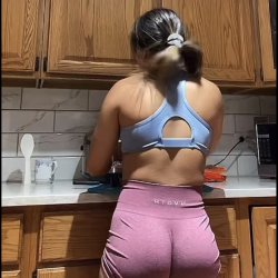 Asian Muscle Mommy with Big Booty