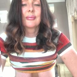 🔞 Sexy MILF big perky tits nude hot horny slut 🫦💦🍑😈 OF now