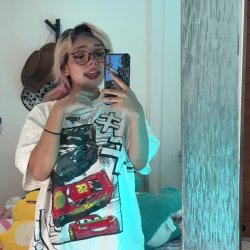 young legal egirl caught on snapchat showing ass*LEAKED*