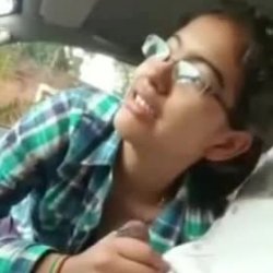 Pagando o Uber com boquete