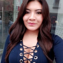 Edecán madura mexicana