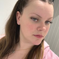 You probably want to see more from a pregnant girl