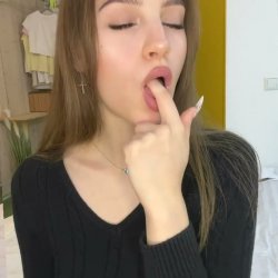 🔞 small tits stunning cumming hard tight pussy 💦🍑 Link in OF