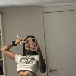 Wanna taste this sexy body