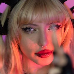 Pretty little devil