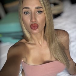 I'm sweet, sexy, and more importantly... very sexual