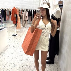 I know how to make guys love shopping with me