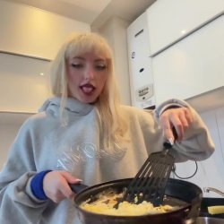 Make breakfast with me or just watch while I make you hungry