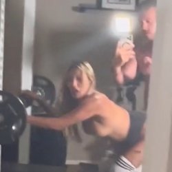 dude helps his sporty girlfriend relax after a tough workout by fucking her