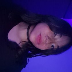 Naomi 19 años Mexicana