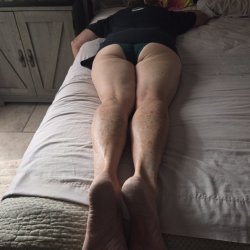 SHE SHOWS ASS TO ANYONE