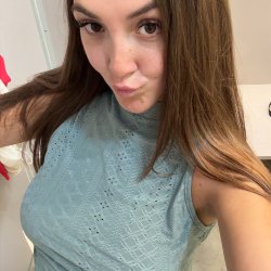 Horny and ready to kiss you hard! 😍💋