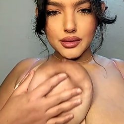 Sexy Colombian Hooters