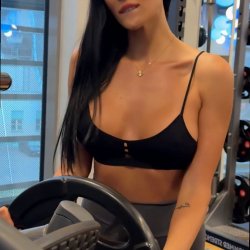 I want your cock after this workout 😇