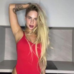 skinny college slut nudes leaked