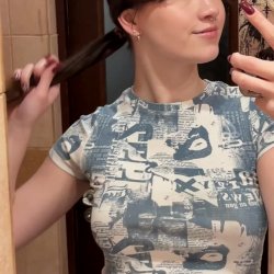 Casual curves and sultry stares await you... 🍑✨💋