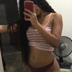 Nada sobra pro corno beta kkk, que mulher casada gostosa pretinha casada puta Vazada fazendo anal!!