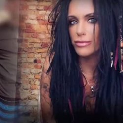 BBC JOI Striptease Rvn