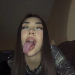 Mexican Teen W/ Elite Tongue Game 👅