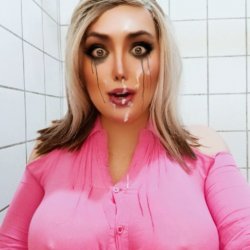 I'm a deepthroat slut 😘🤤