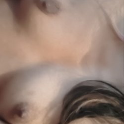 Sluttydaisy444 is being a cute little porn star