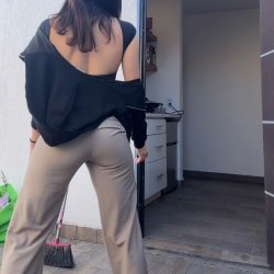 Flaquita lo mueve rico