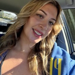 Request.. Thick Gorgeous 🇳🇿 Milf.. <> Loves taking young Big D🍆..