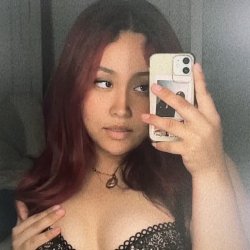 Who can cum tribute her send in dm