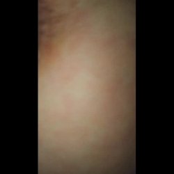 Xvideos_mostrando_las_tetas_de_mi_esposa_mientras_la_follo_HD