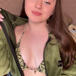 Sexy Cailtin Leaks 18+